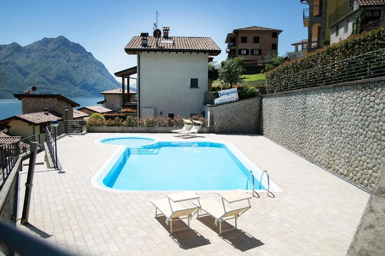 Semesterbostad Iseolakerental - Casa Cuneo Costa Volpino Italien